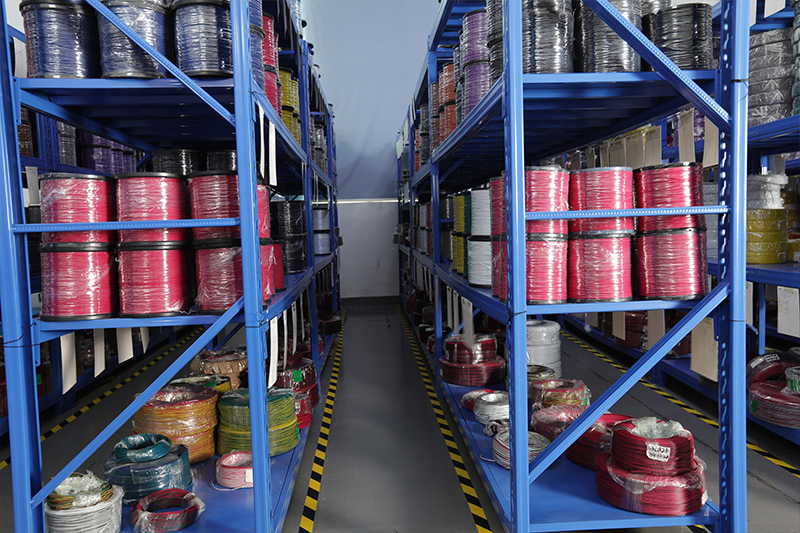 產(chǎn)品車(chē)間倉(cāng)庫(kù)